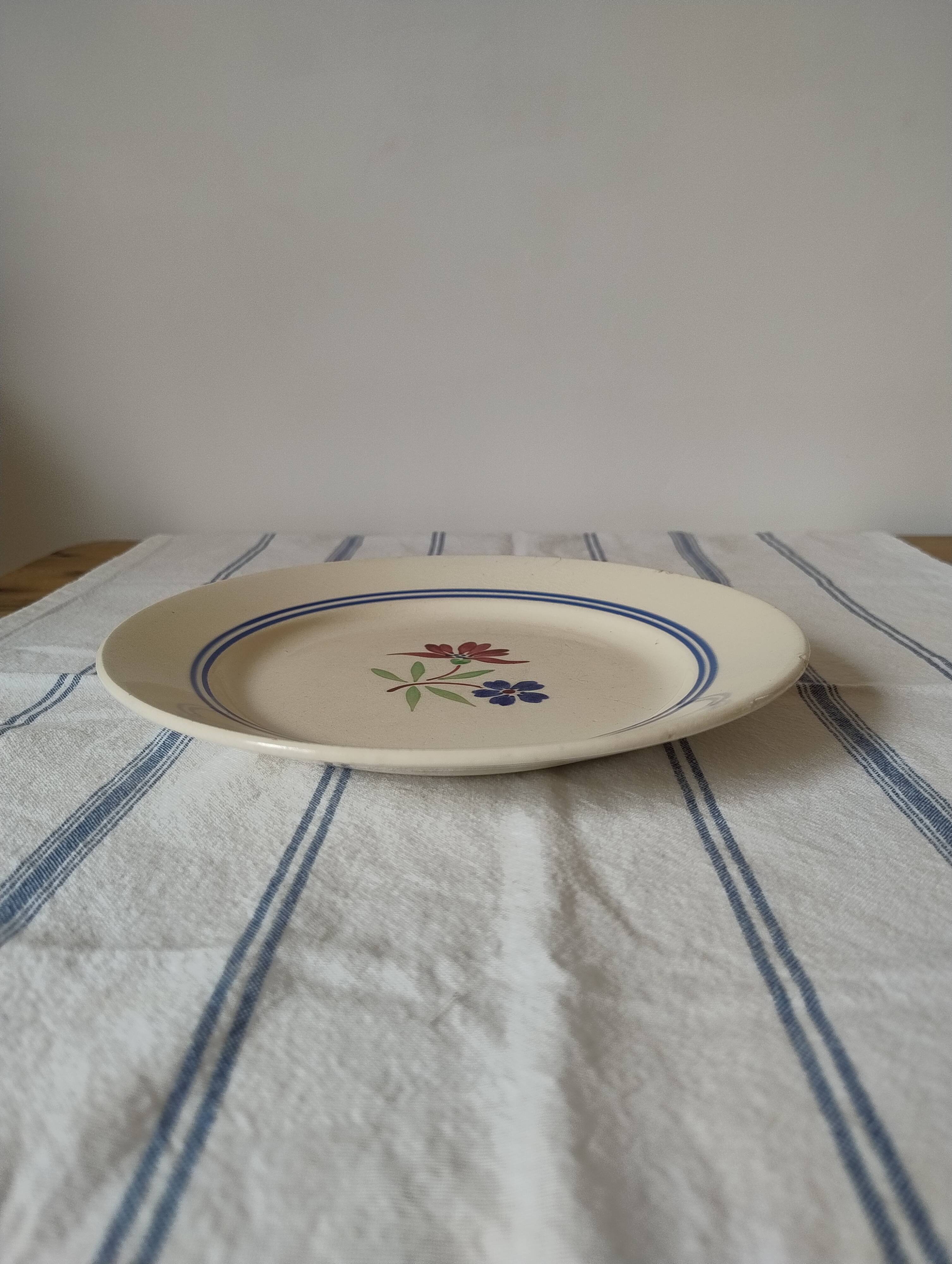 Assiette plate vintage faïence Lunéville K&G modèle Mai