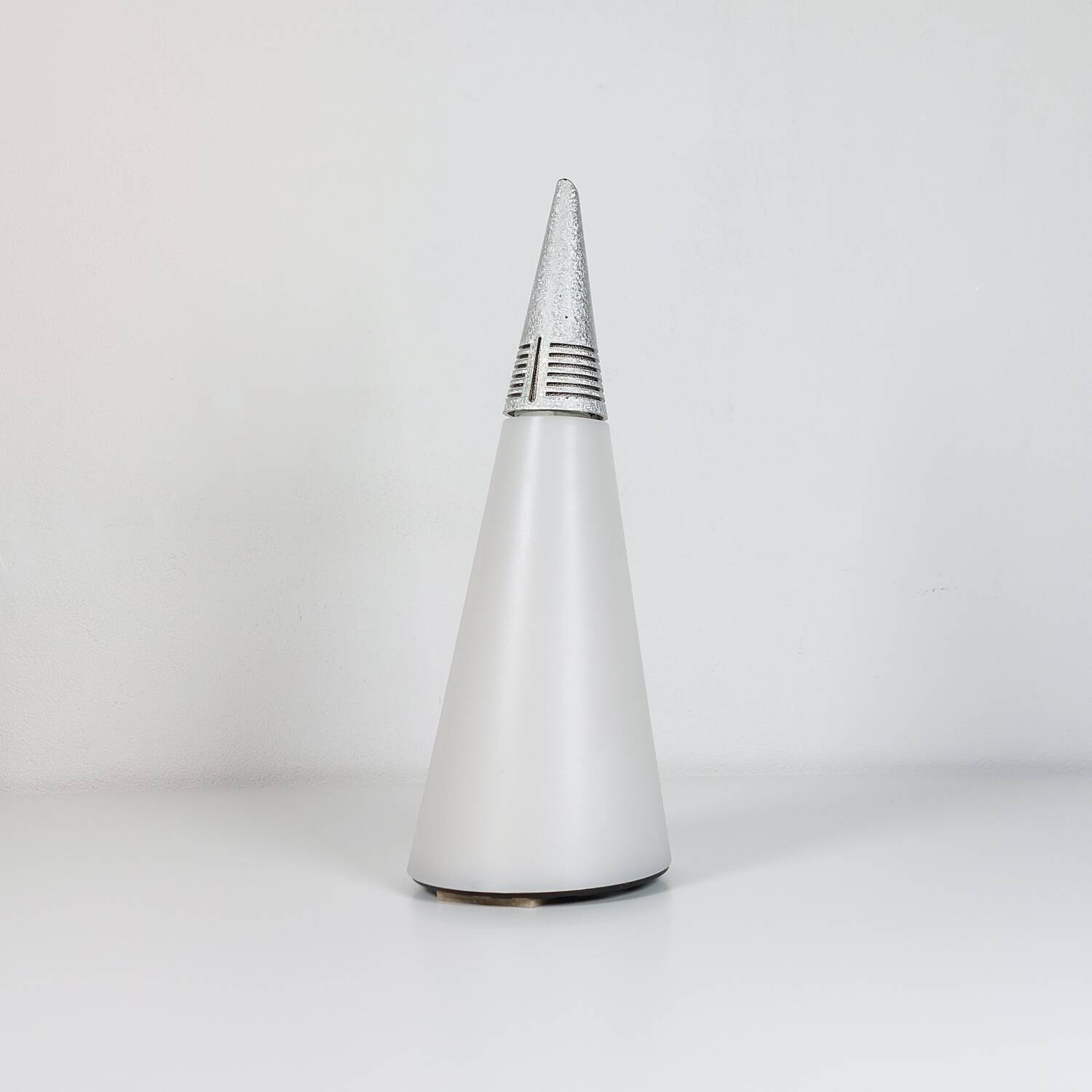 Lampe de table vintage Haruki Mori Cassina 1990