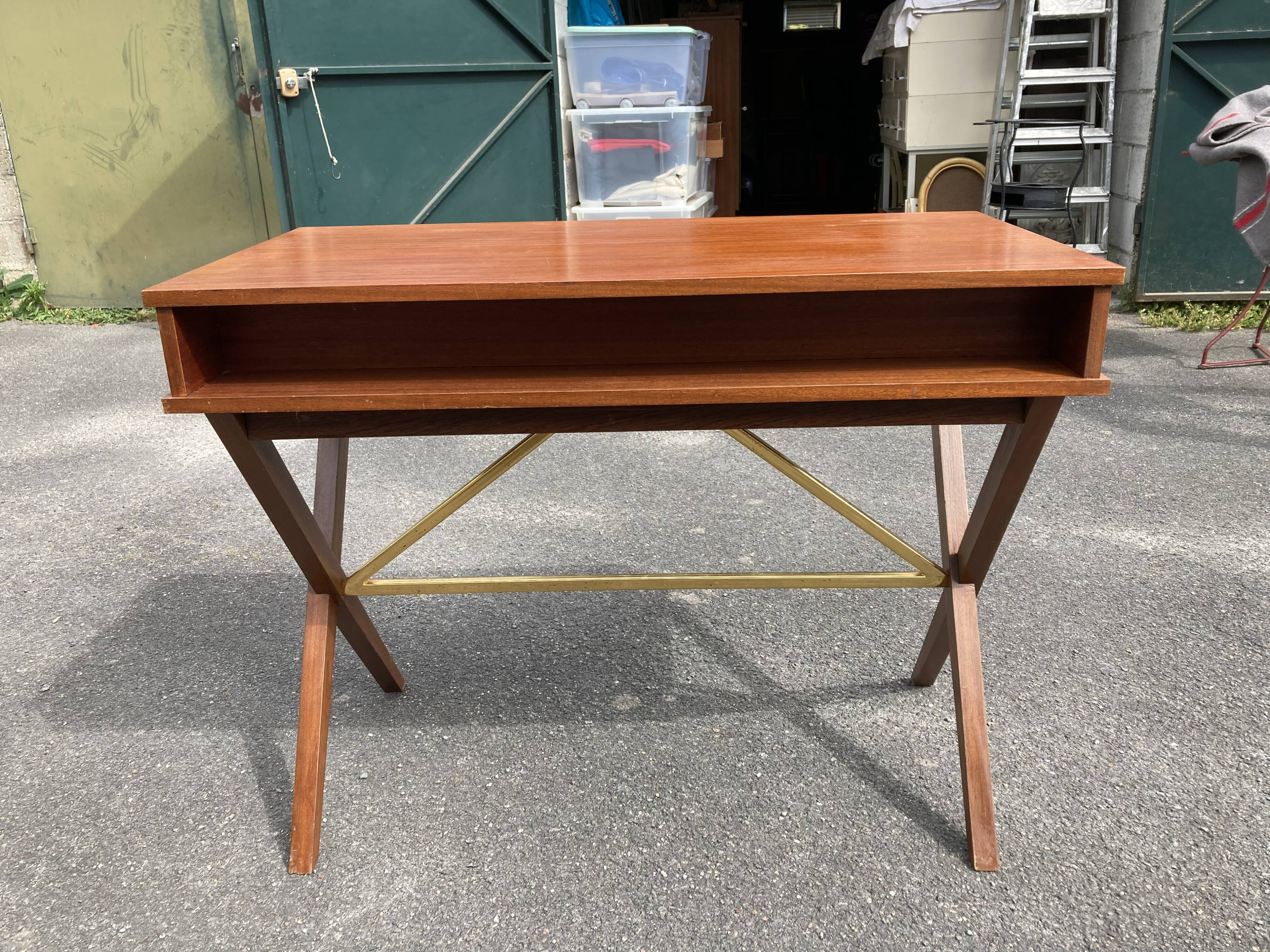 Scandinavian 60s teak desk with 2 drawers.