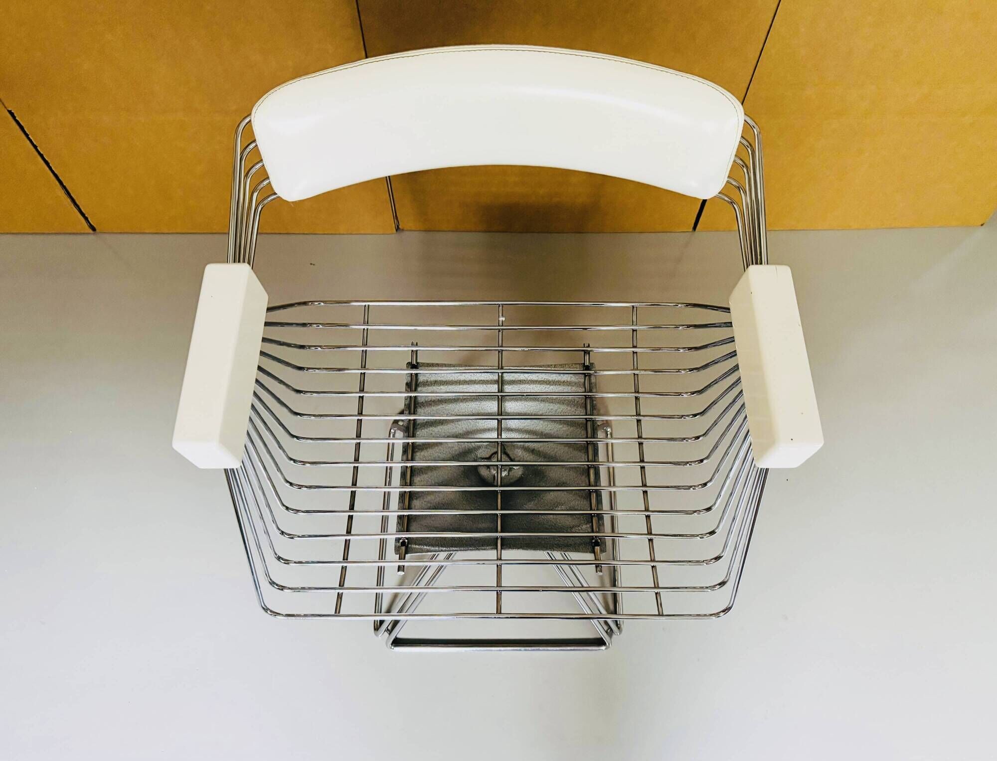 Set of Dining Table with 5 Swivel Wire Chairs by Rudi Verelst for Novalux
