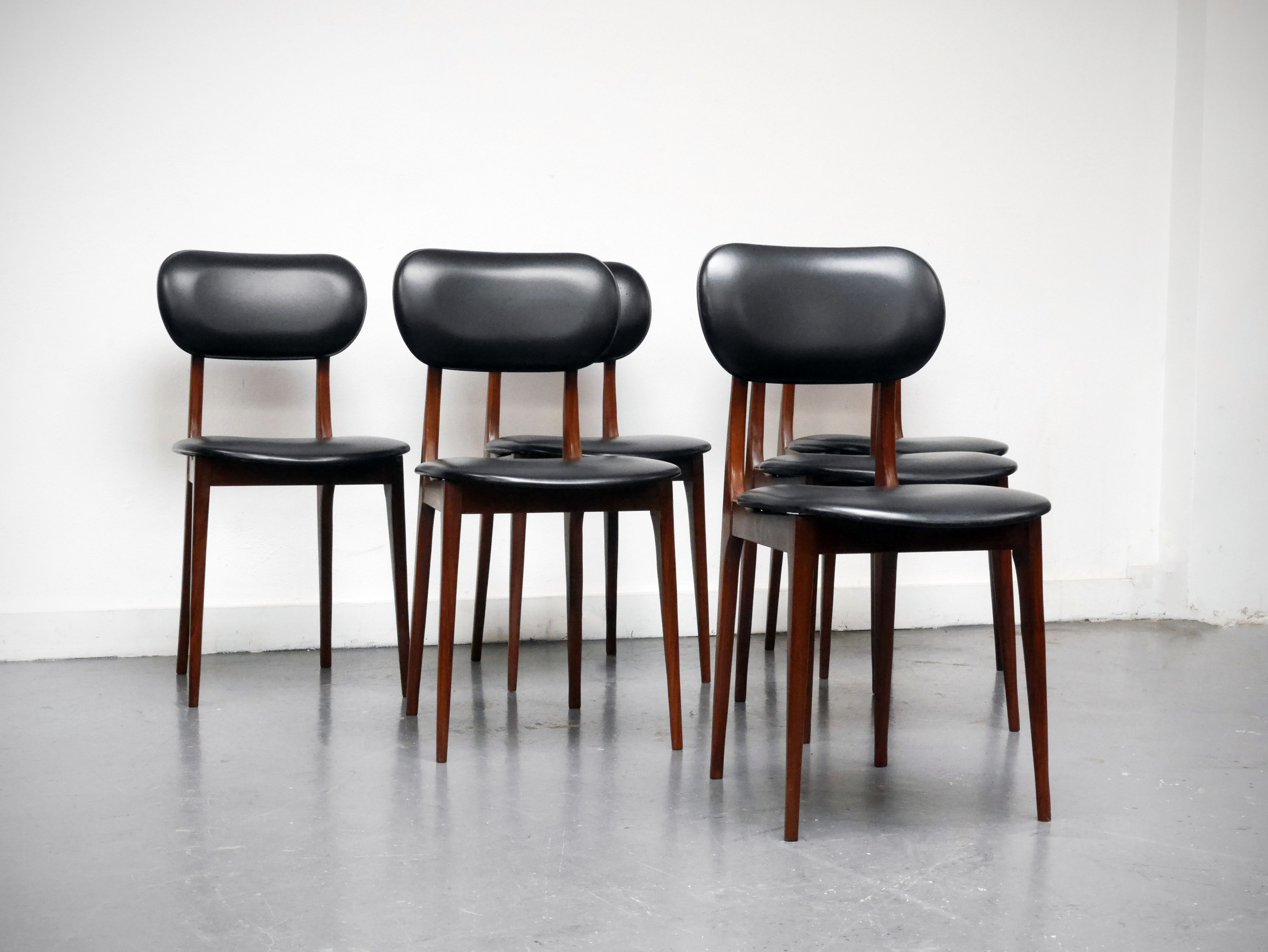Set of 6 scandinavian chairs