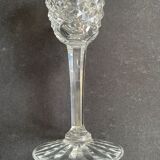 6 anciens verres à vin en cristal taillé