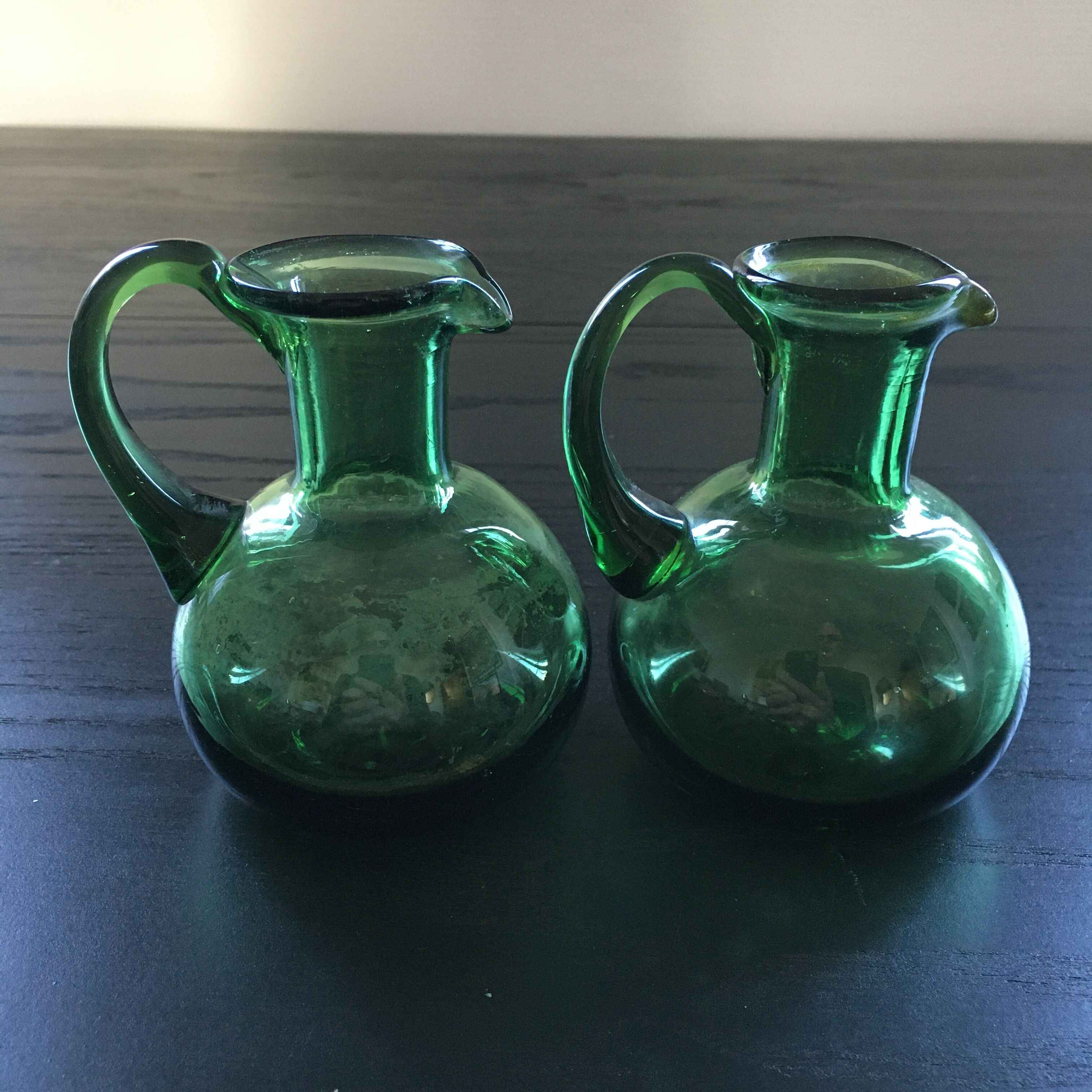 Set of 2 vials green glass