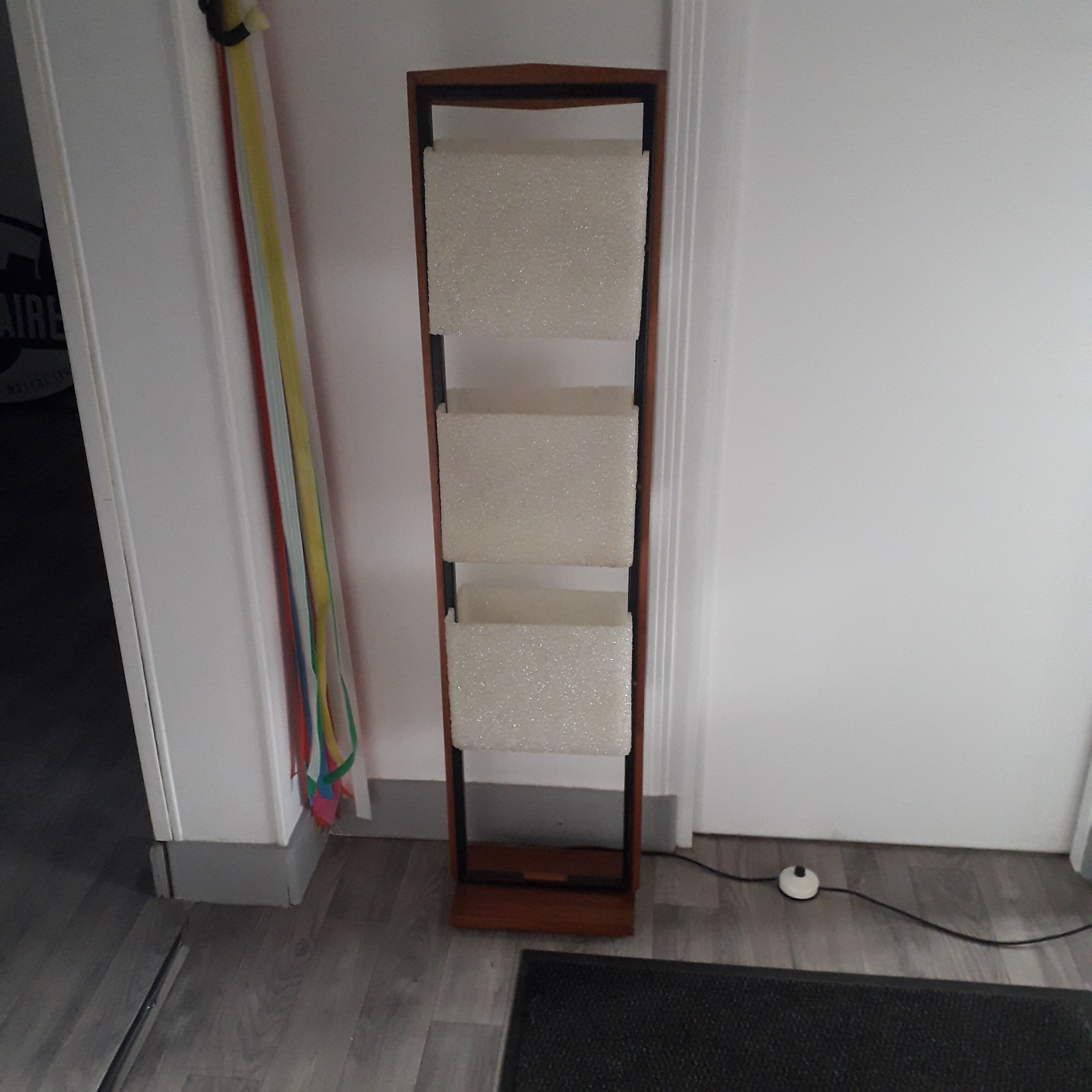 Arlus totem floor lamp