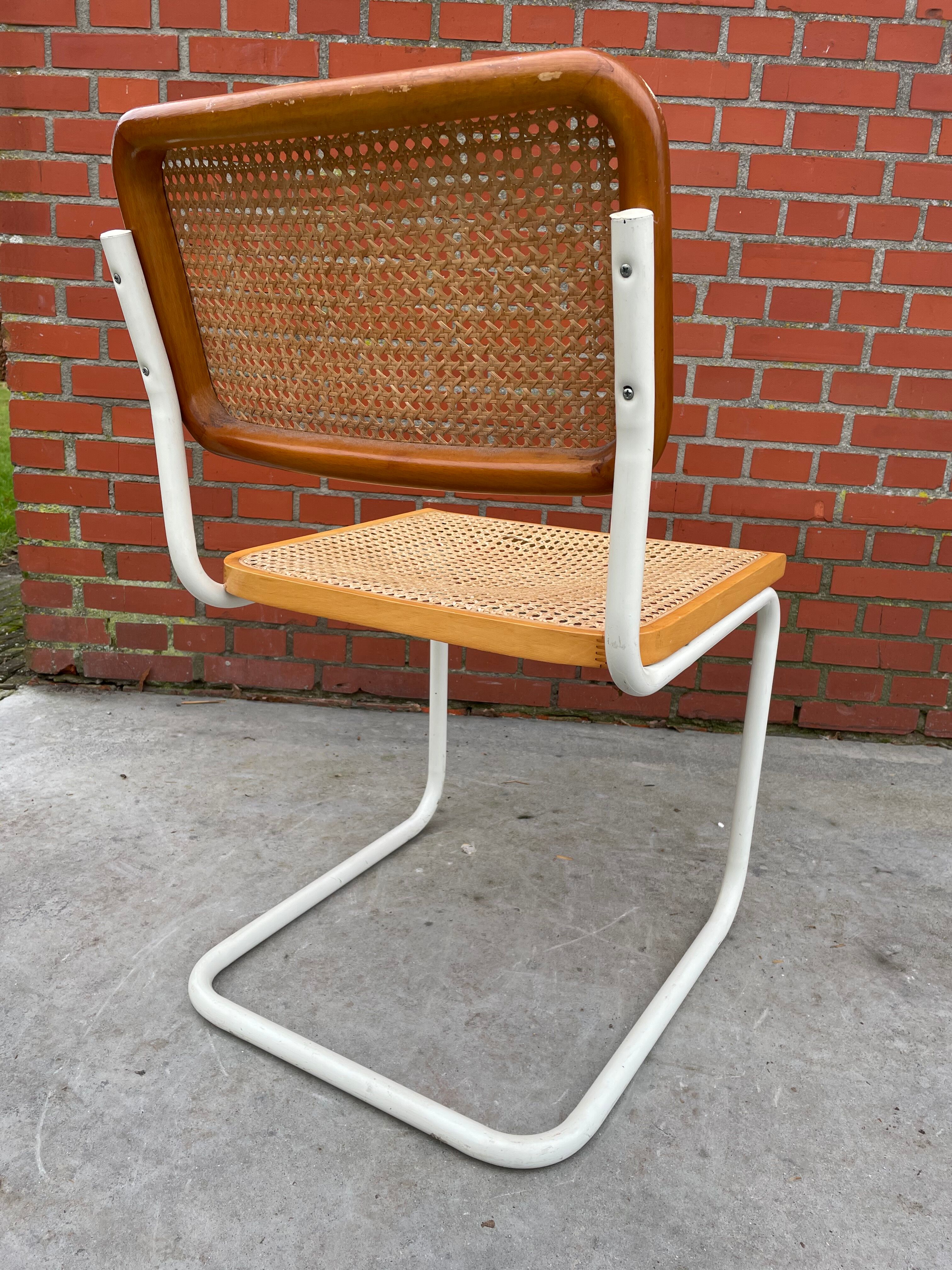 Cesca design chair b32 model white wood