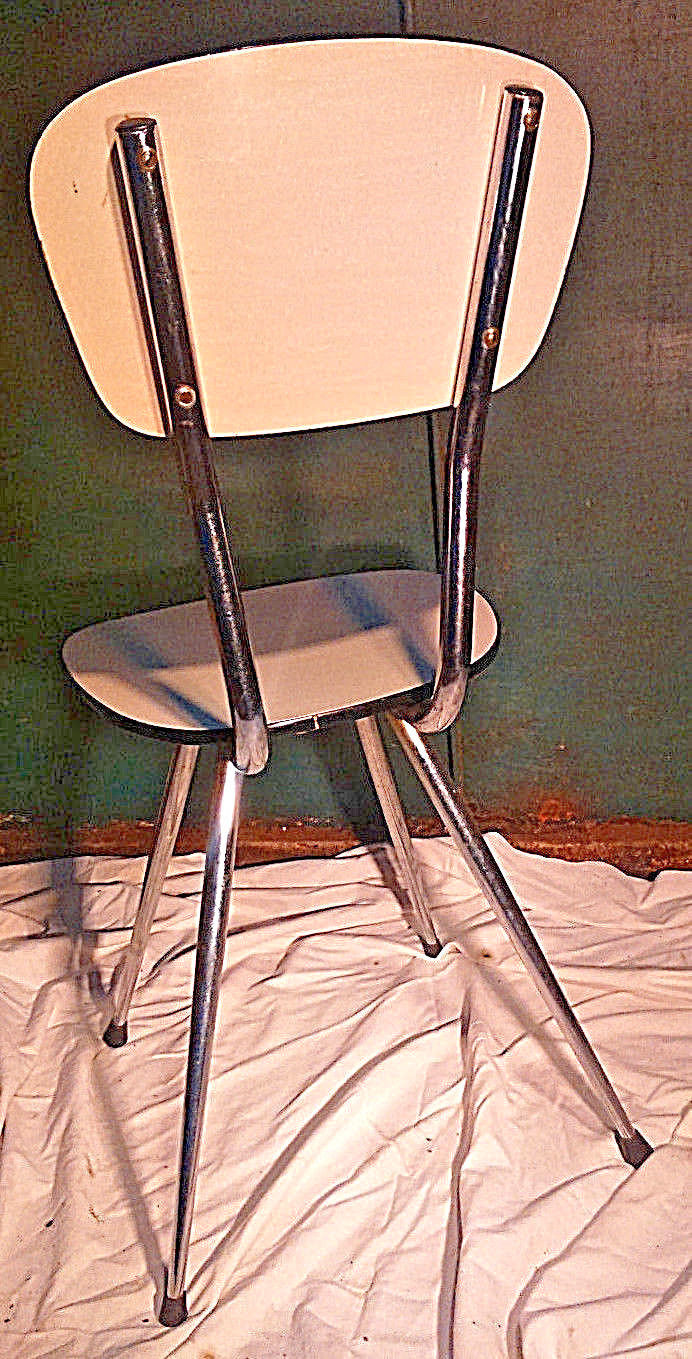 Chaise en formica blanche et noire vintage design années 60