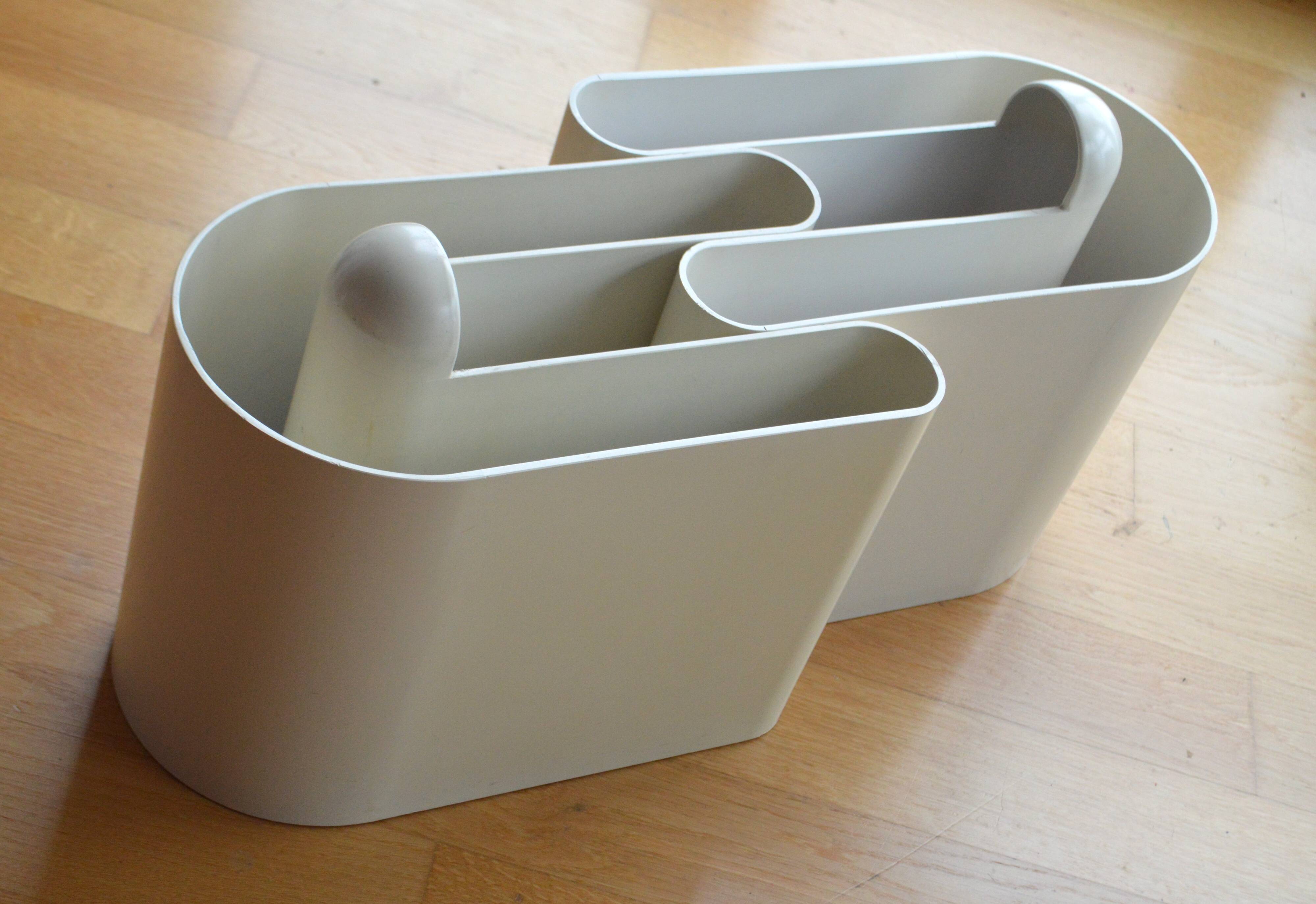 Vintage Magazine rack 1960 Rodolfo Bonetto space age made in Italy design