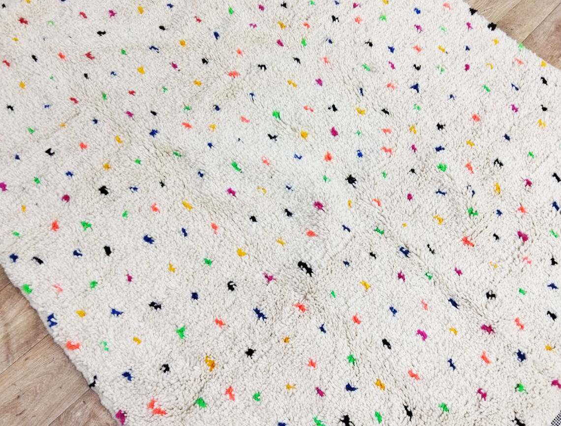 Handmade moroccan berber carpet 245 x 145 cm