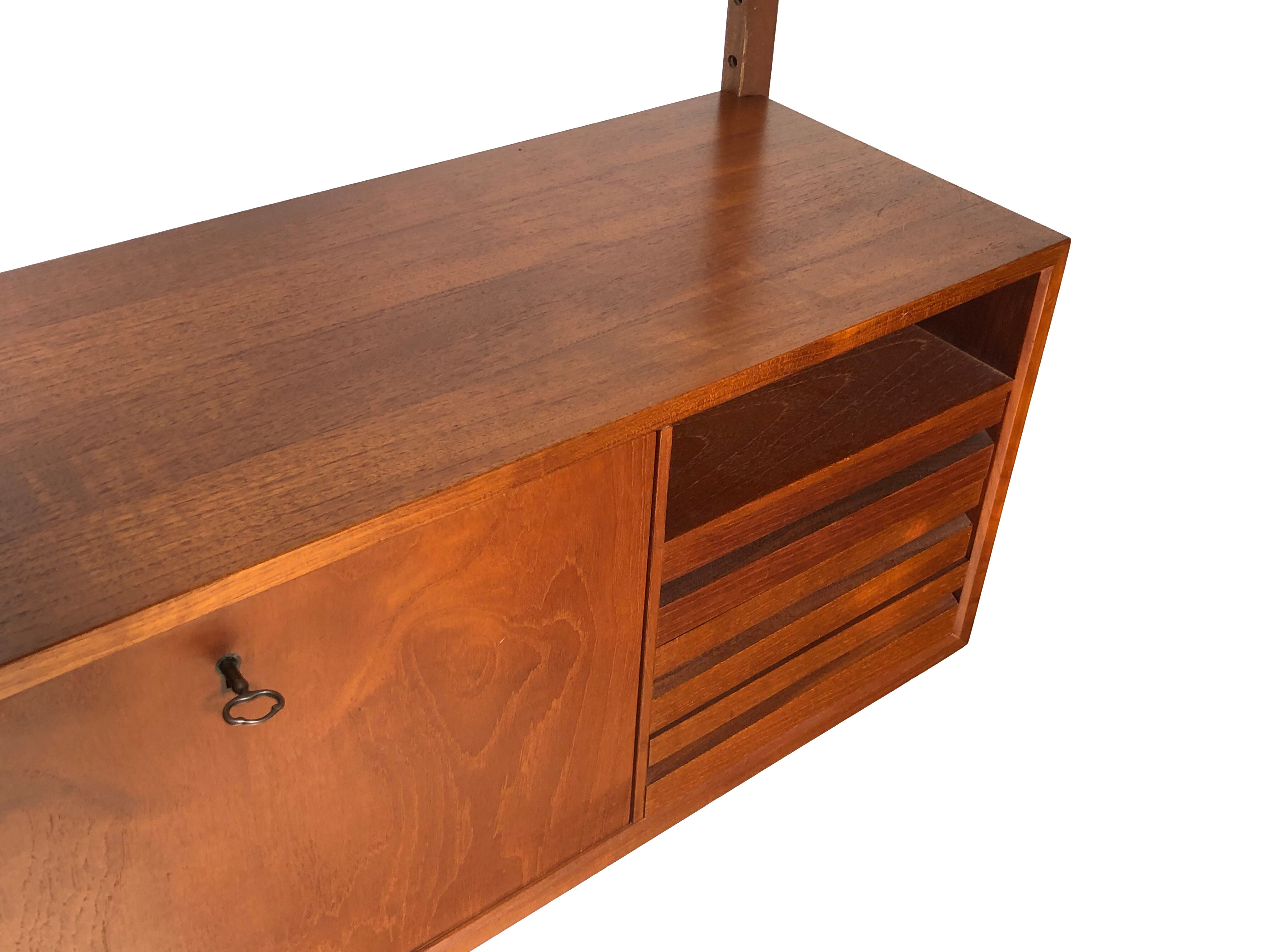 Poul Cadovius Royal System wall set