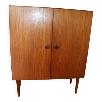 Omnia sideboard with 2 doors