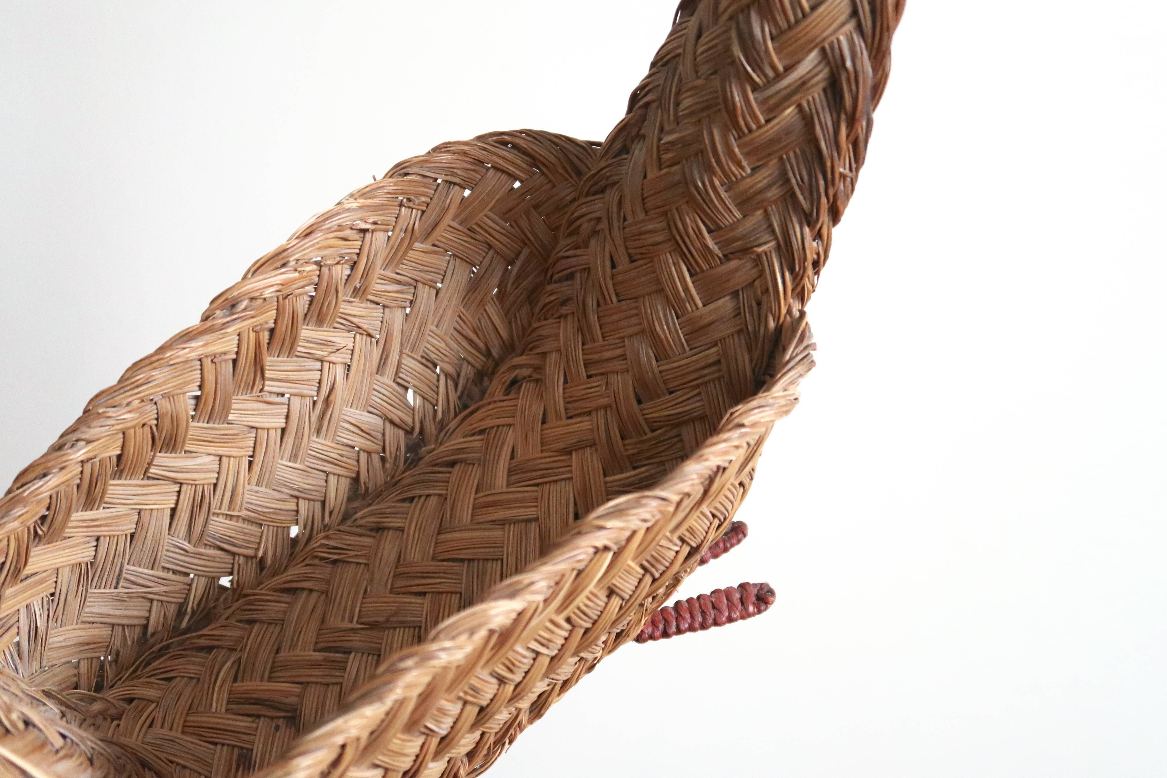 Wicker "rooster" fruit basket, 70s