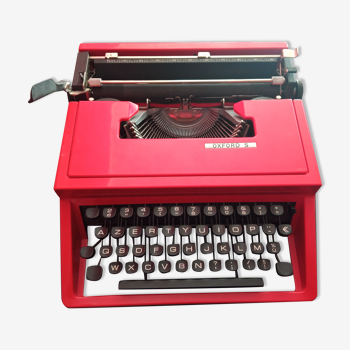 Oxford S Red Typewriter
