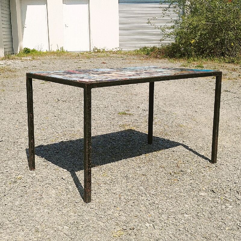 Ceramic coffee table design 50s