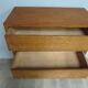 Commode vintage chêne pieds compas