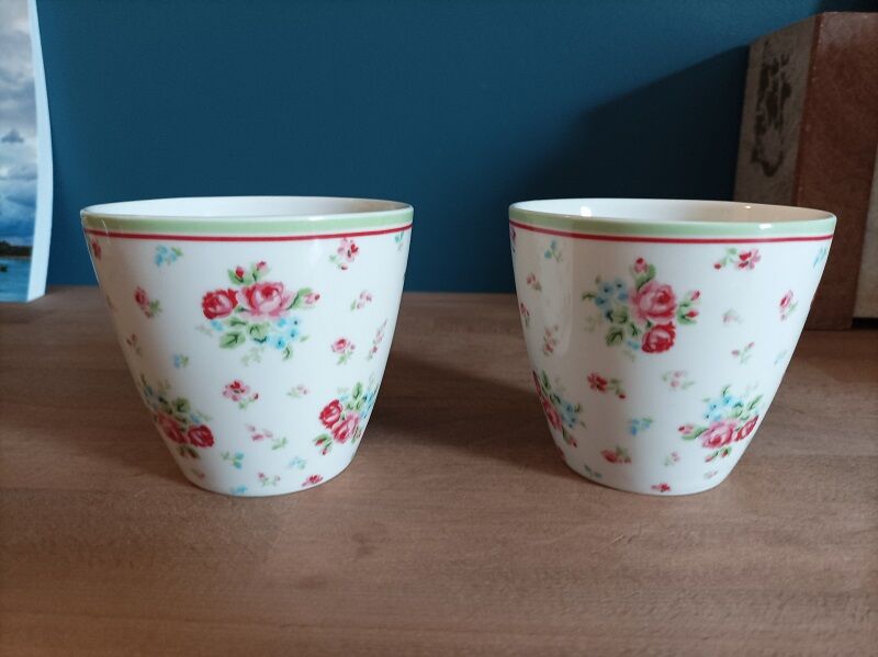 Pair of mugs Guen Gate with pink flowers