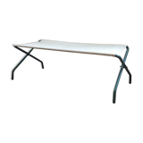 Maternal folding camp bed