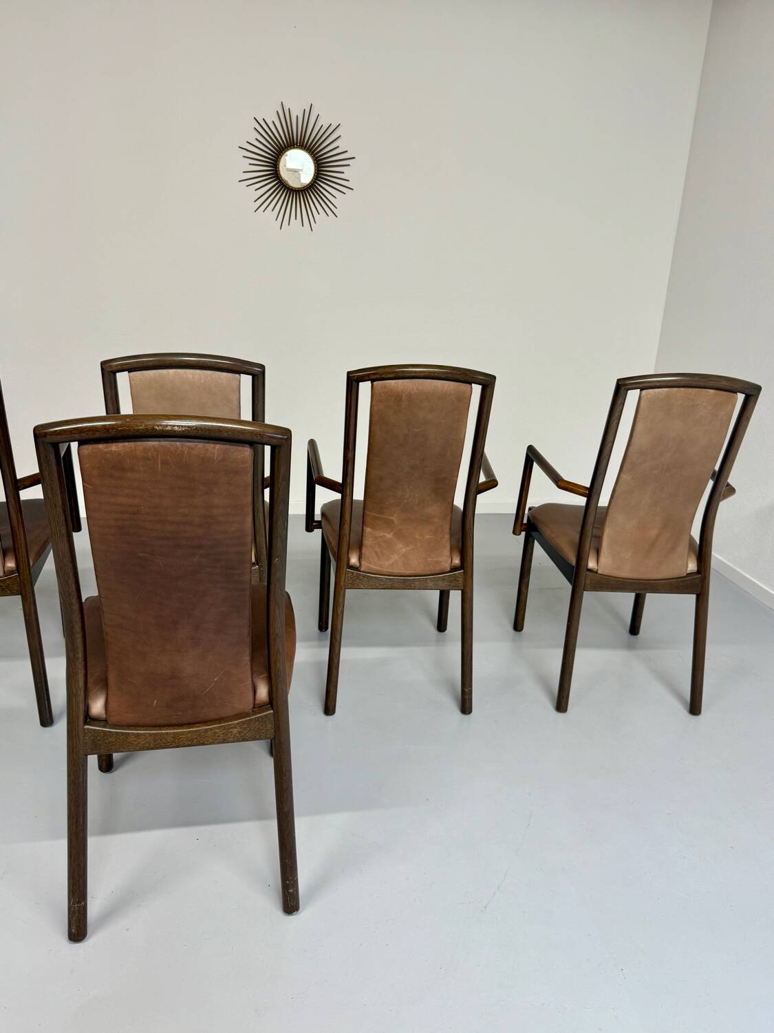 Set of 8 wooden and thick leather armchairs, Girsberger design, 80s