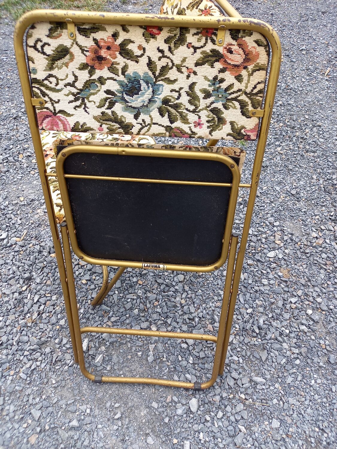 2 folding chairs lausanne vintage tapestry