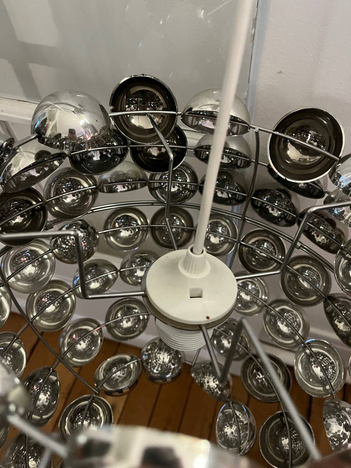 2 kinetic suspensions Kare Design model Bulb