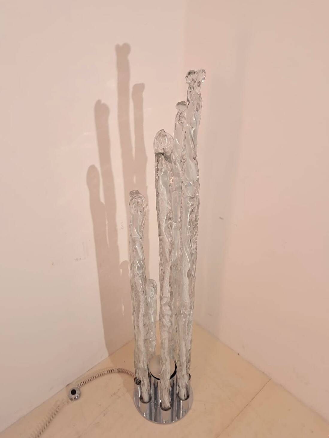 Floor lamp Excalibur Design by Ettore Fantasia and Gino Poli