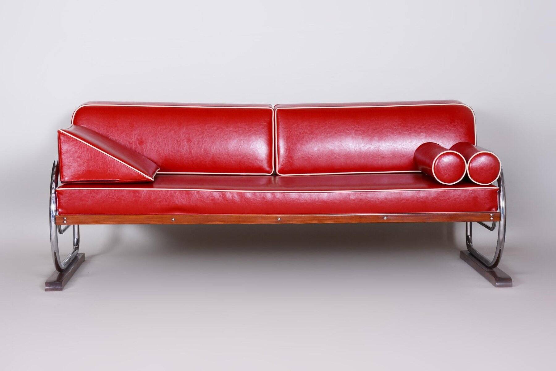 Bauhaus Red Tubular Chromed Steel Sofa by Robert Slezák, 1930s