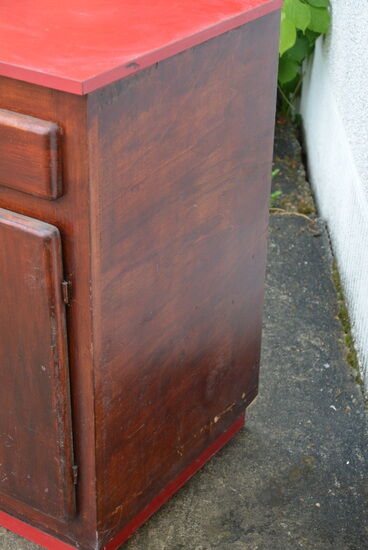 Parisian-style buffet of the 1960s