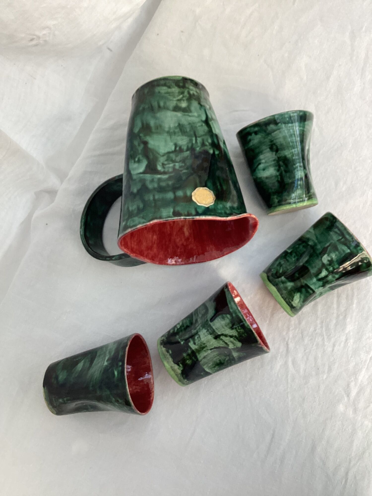 Art pottery of Val-de-Vie M.Clément pitcher with four cups dimension: height -20cm- l