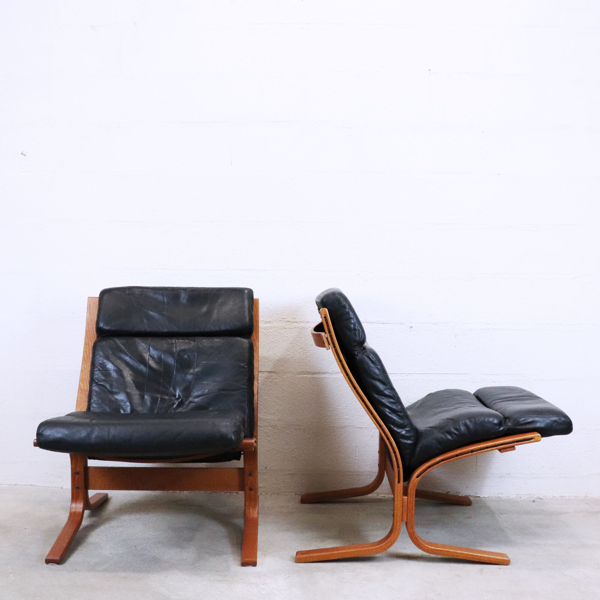 Siesta leather armchairs, Ingmar Relling, Norway, 1960