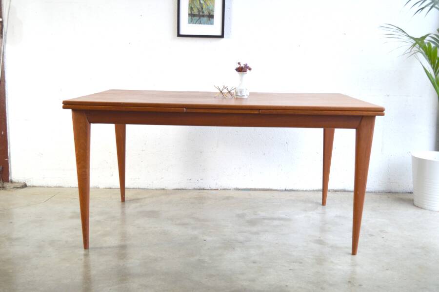 Large vintage Danish extendable table