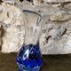 Grand vase en verre vintage bleu