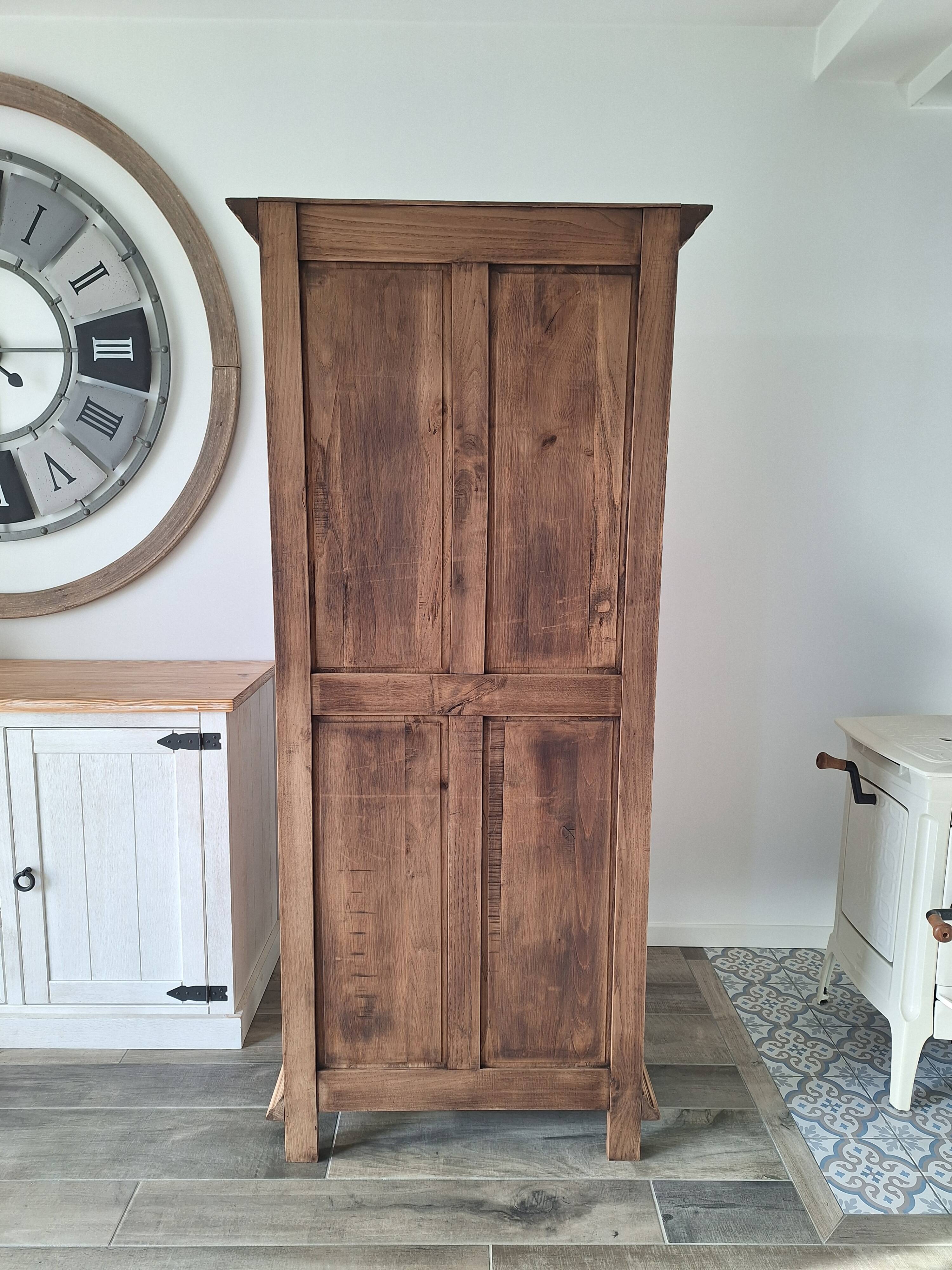 Oak solid bonnetière / wardrobe / dresser from 1940