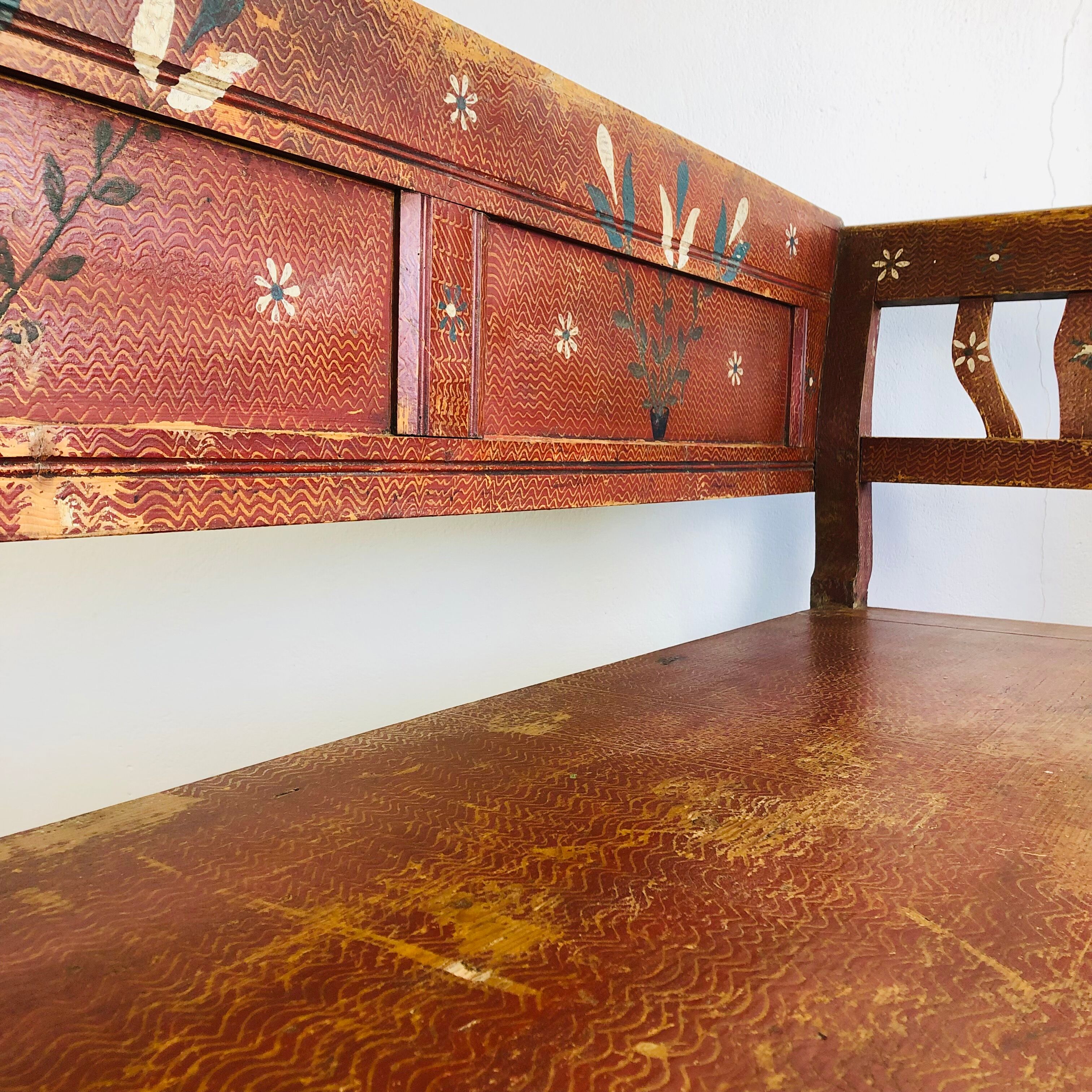 Antique painted wooden valve bench