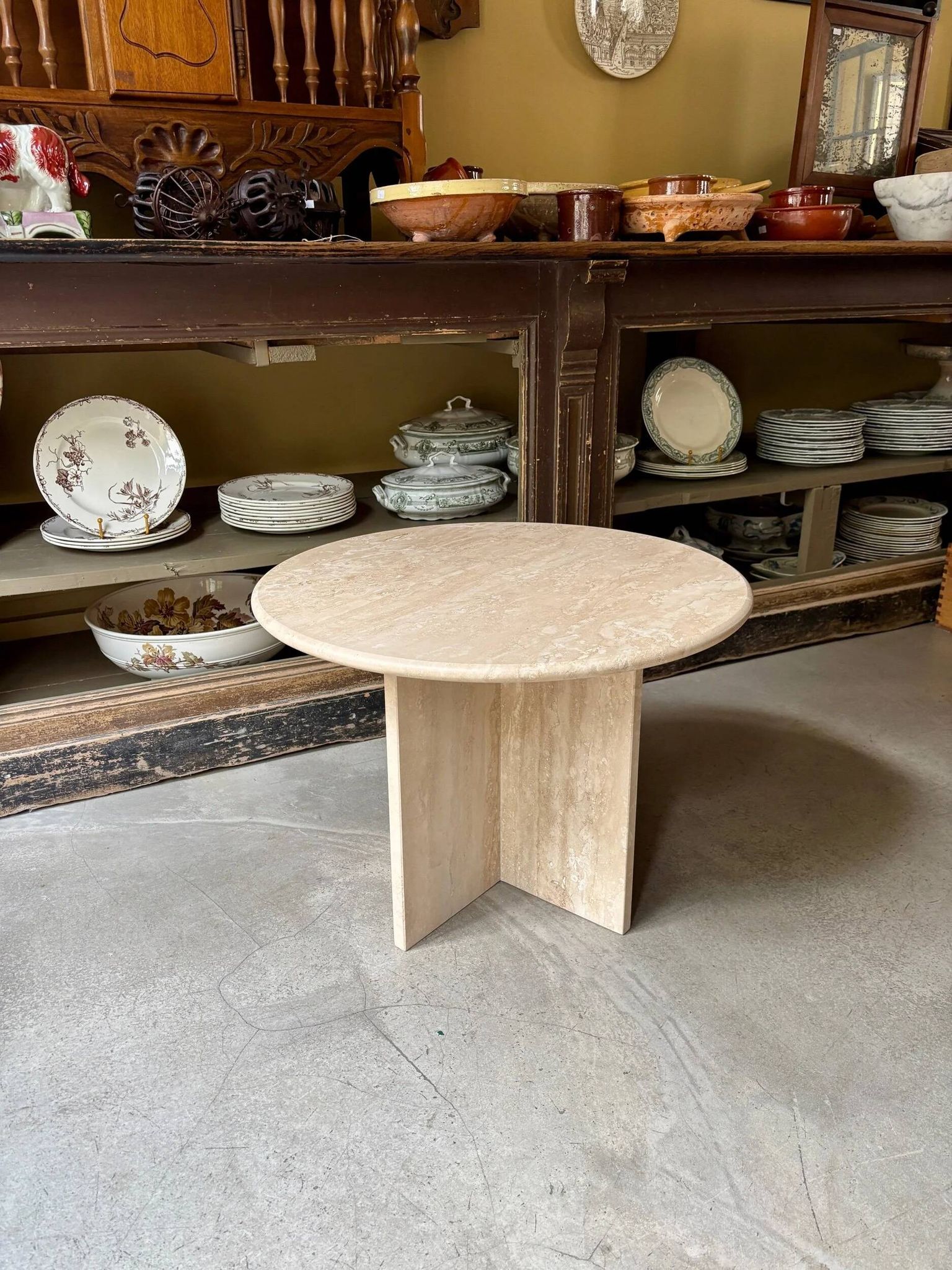 Table d'appoint, basse ronde en travertin ⌀ 61 cm