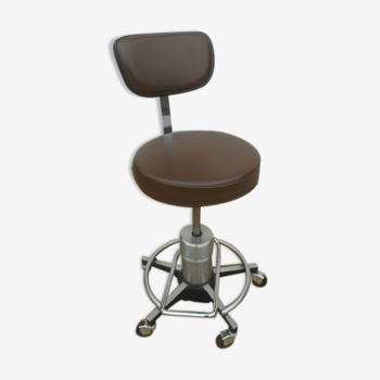 Chaise de bloc medical a roulettes