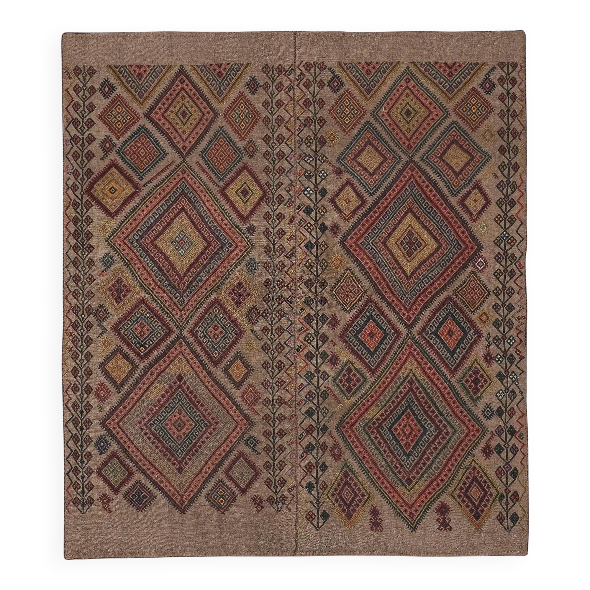 Vintage Turkish kilim, handwoven, 175x203 cm.