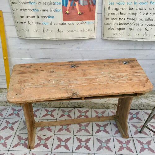 Double school desk