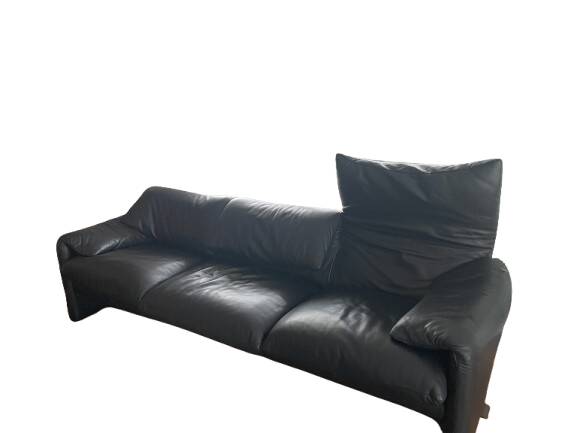 Canapé Maralunga Cassina en cuir noir