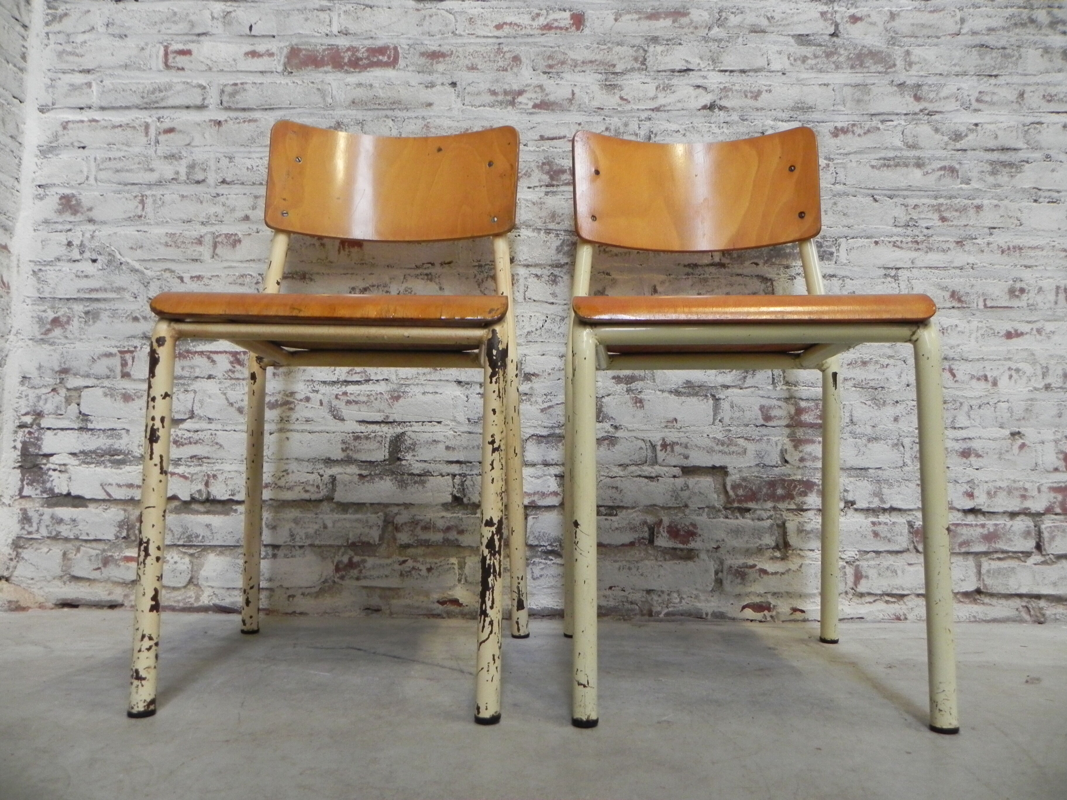 2 chaises empilables