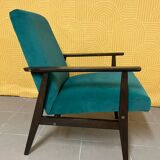 Fauteuil type 300-190 des années 70 Śnieżka