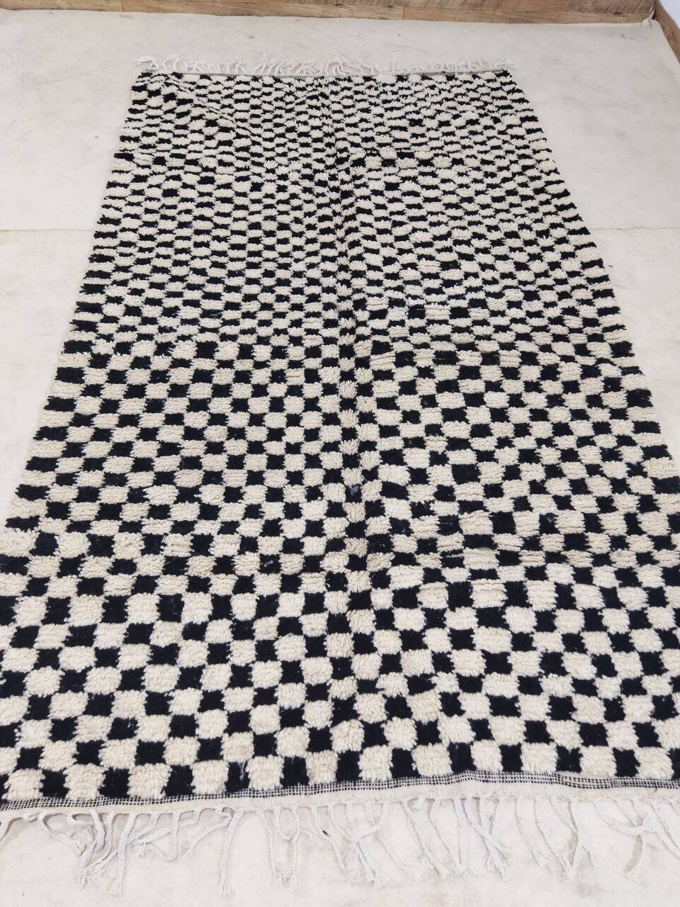 Handmade Moroccan Berber rug 156 X 100 CM