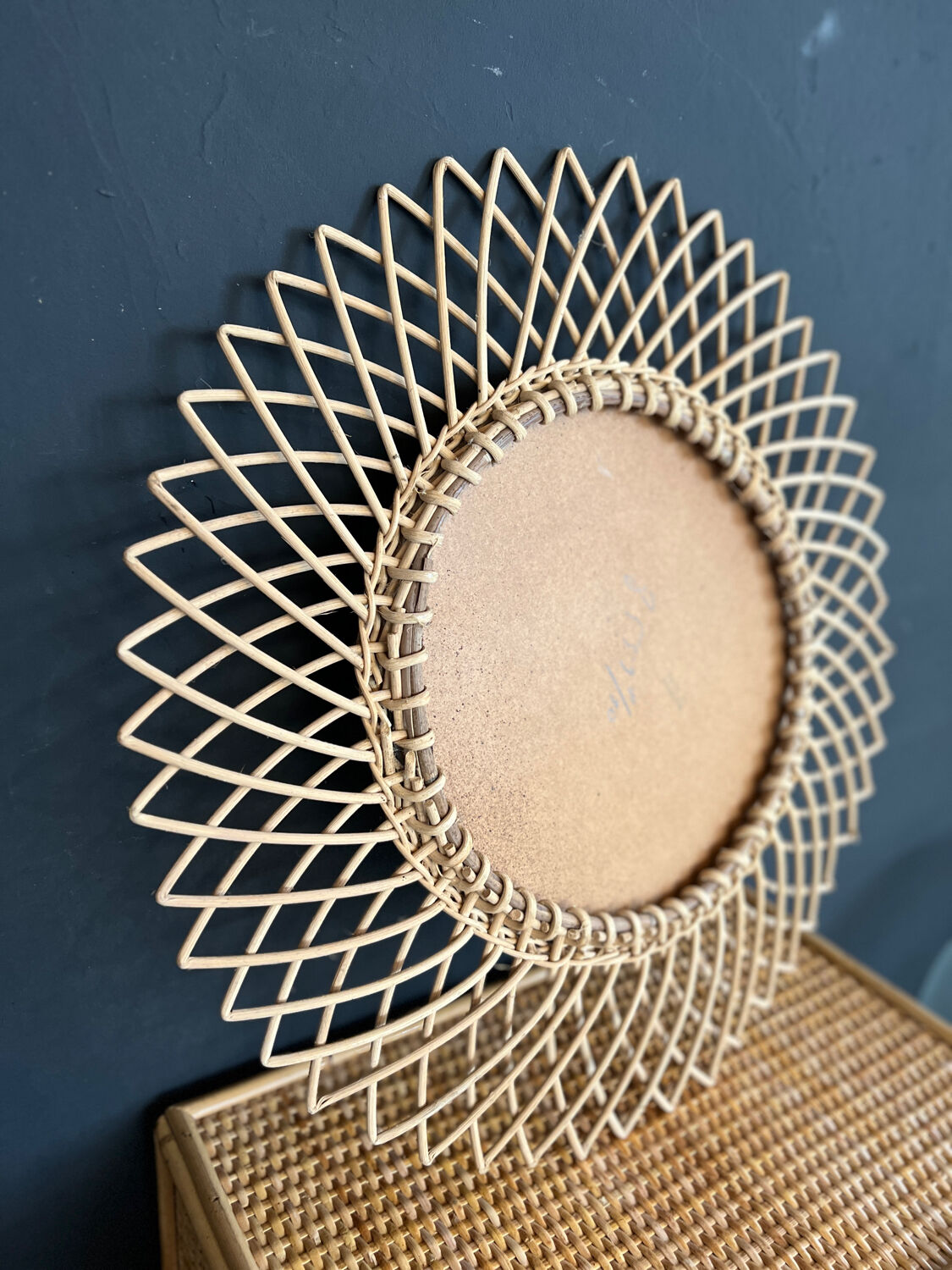 Rattan sun mirror 27cm