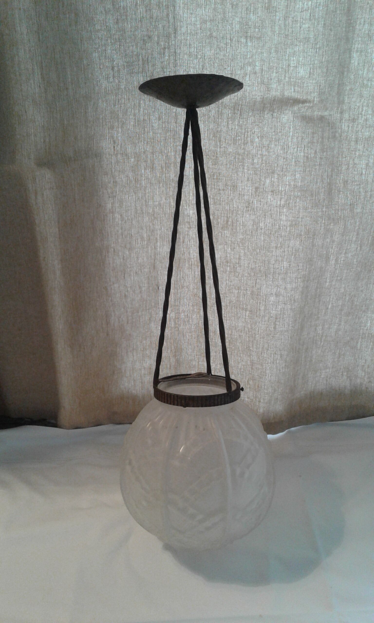 Art deco hanging lamp