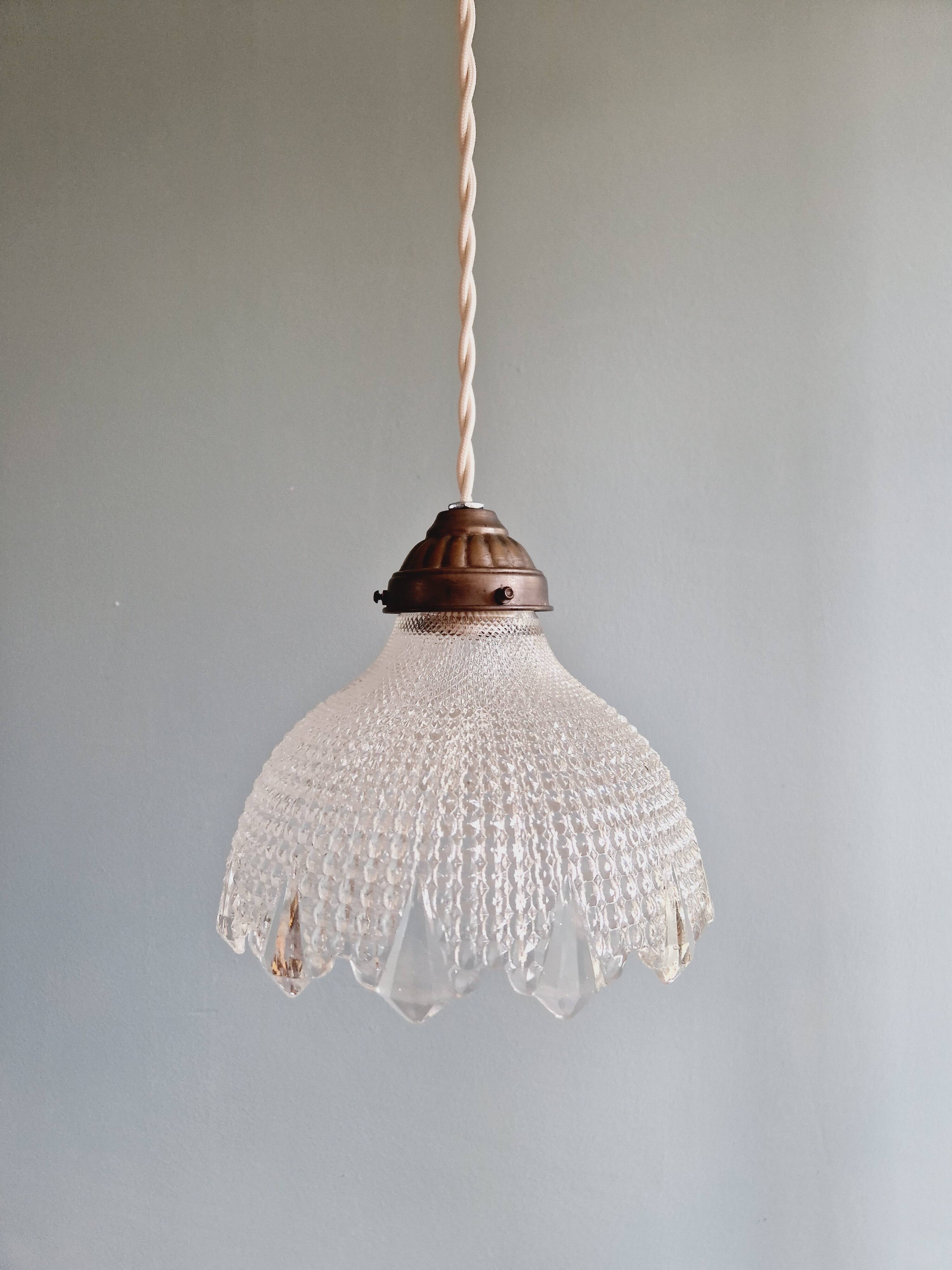 Art Deco scalloped clear glass pendant light, 1920s-30s