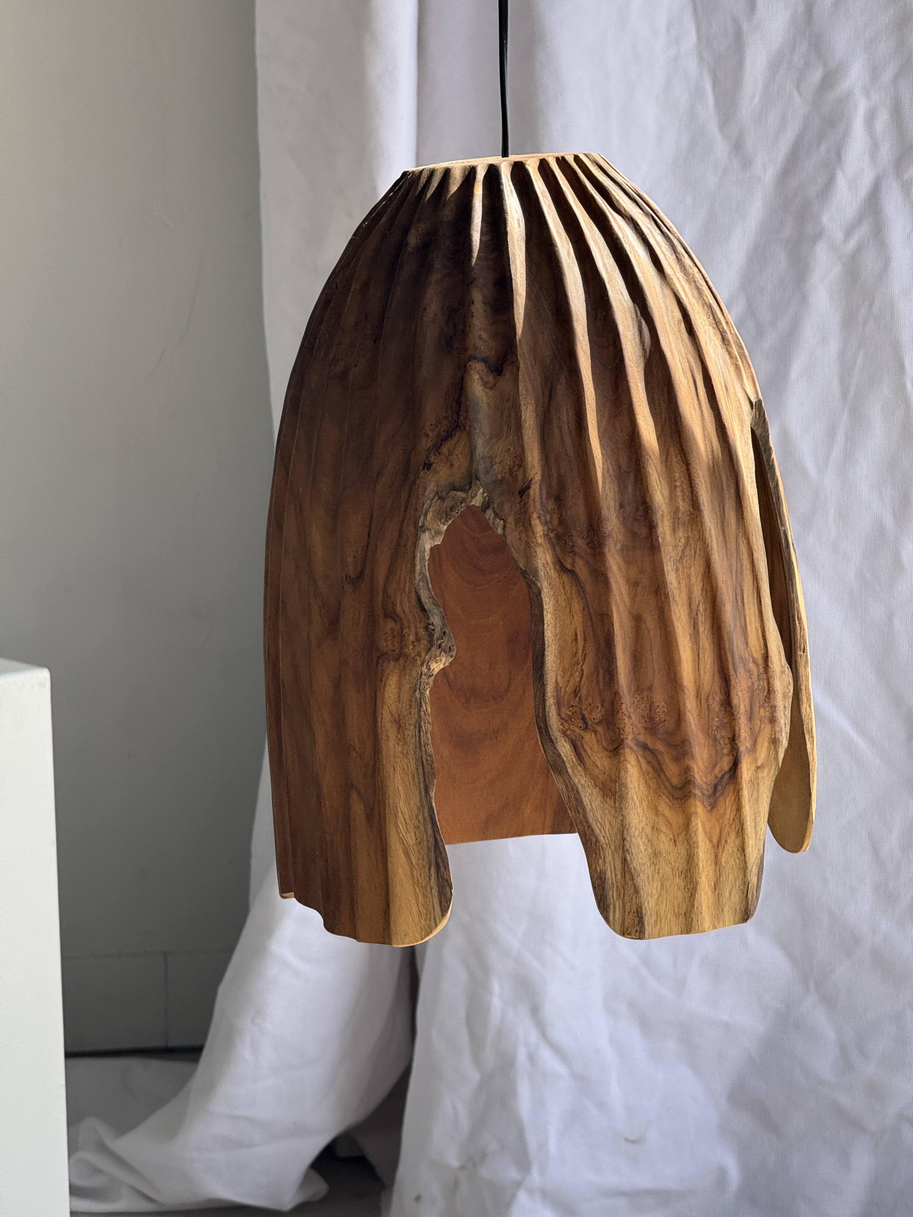 Large suspension or lampshade in organic natural teak, tubular H40 D30.