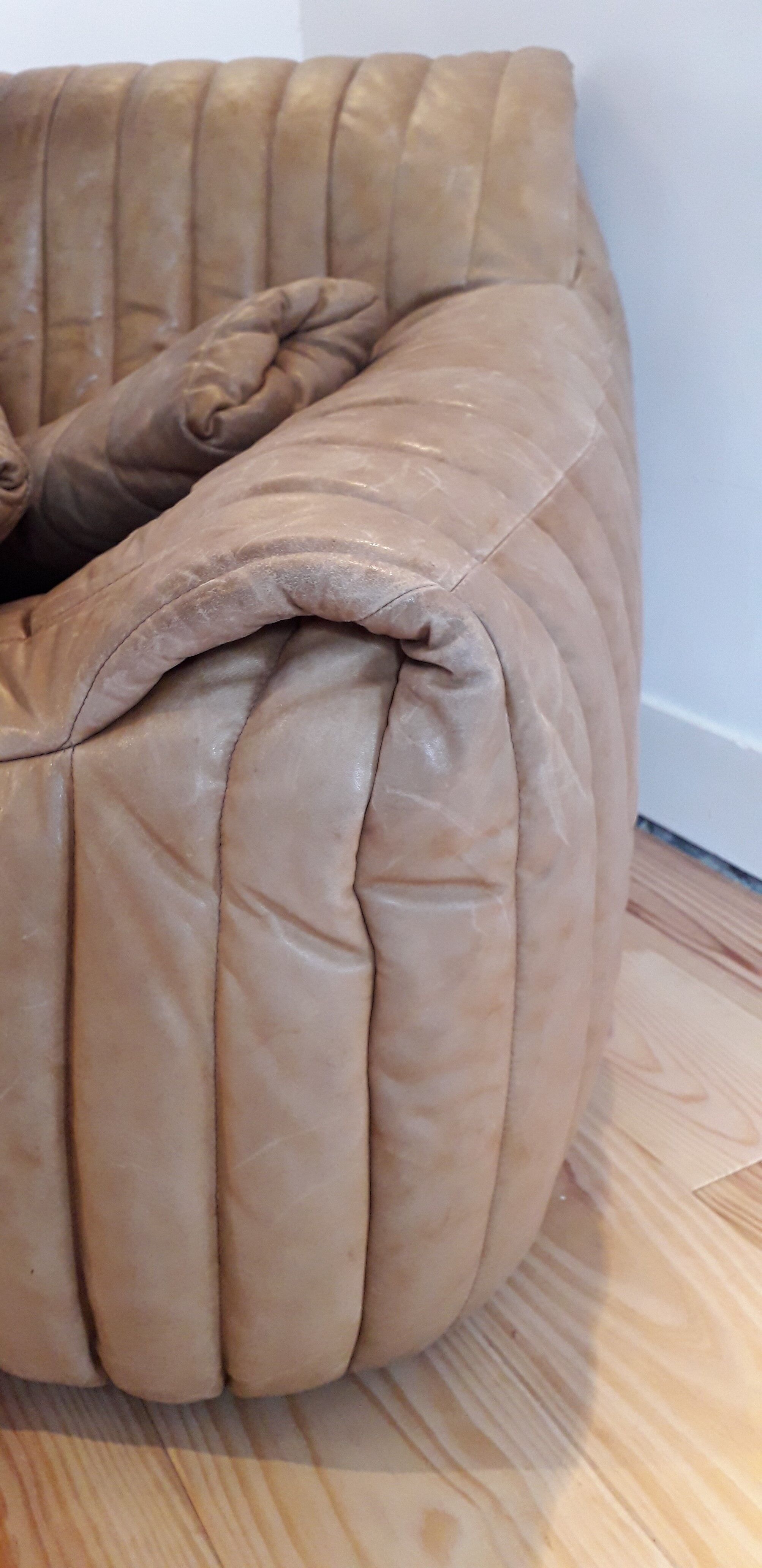 Cinna leather armchair 80