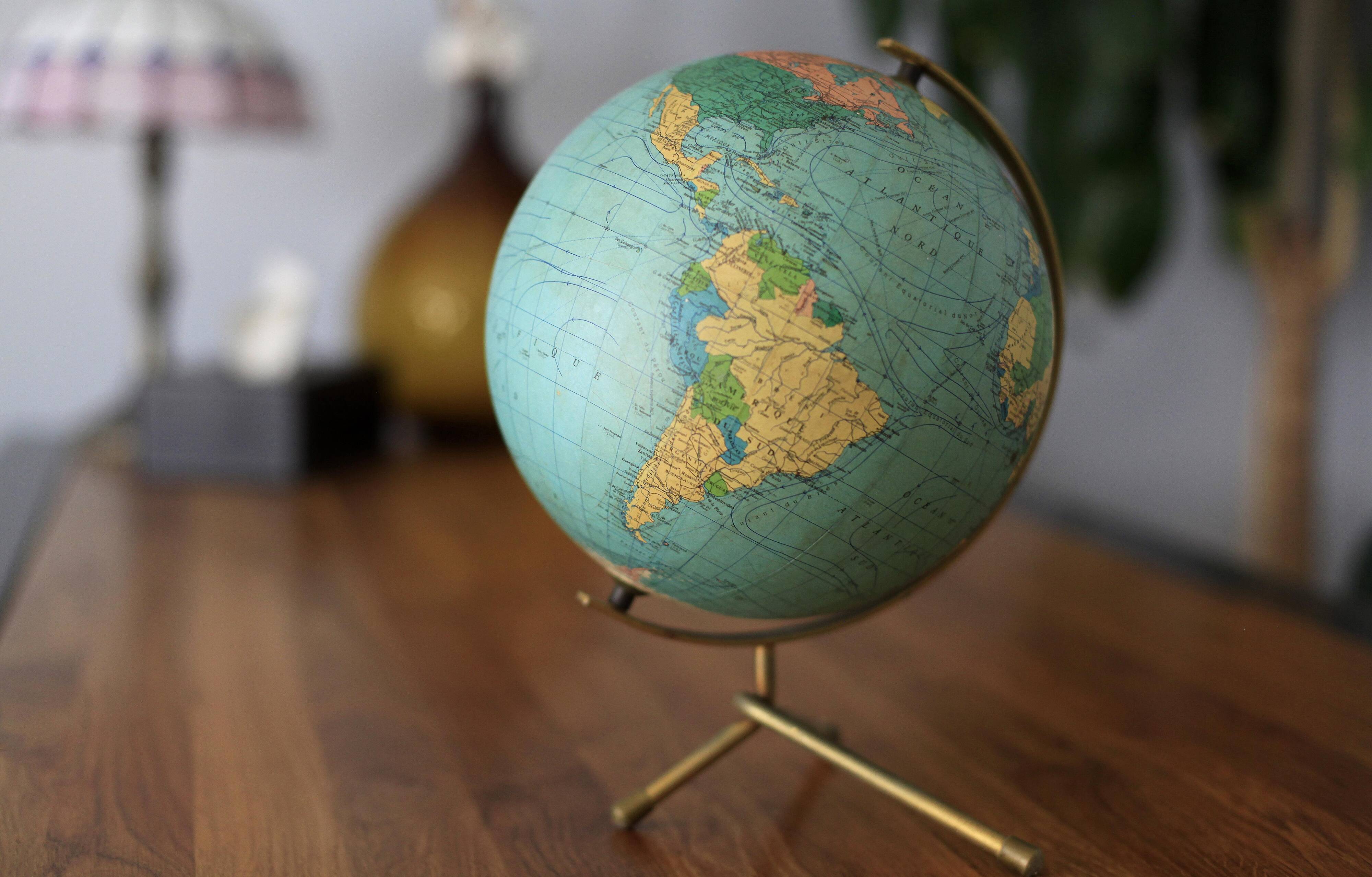 Old Globe by George Philip & Son (1969)