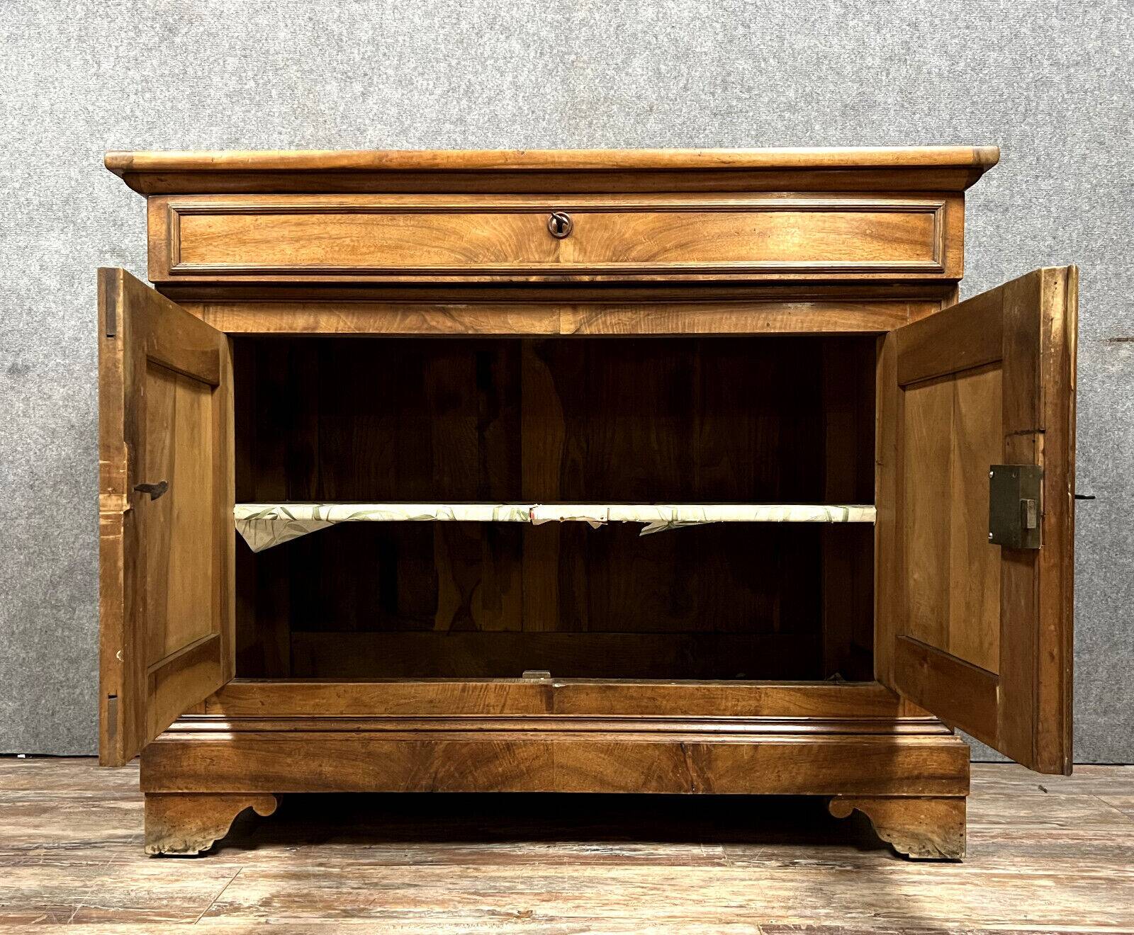 Louis Philippe period sideboard in walnut circa 1830