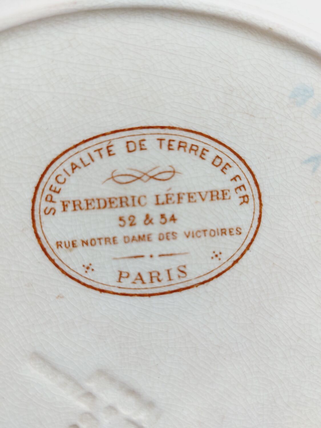 Gildea & Walker Ivory plate