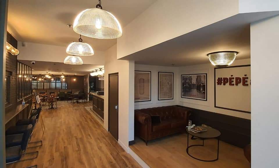 Holophane 1960 half-ball suspension