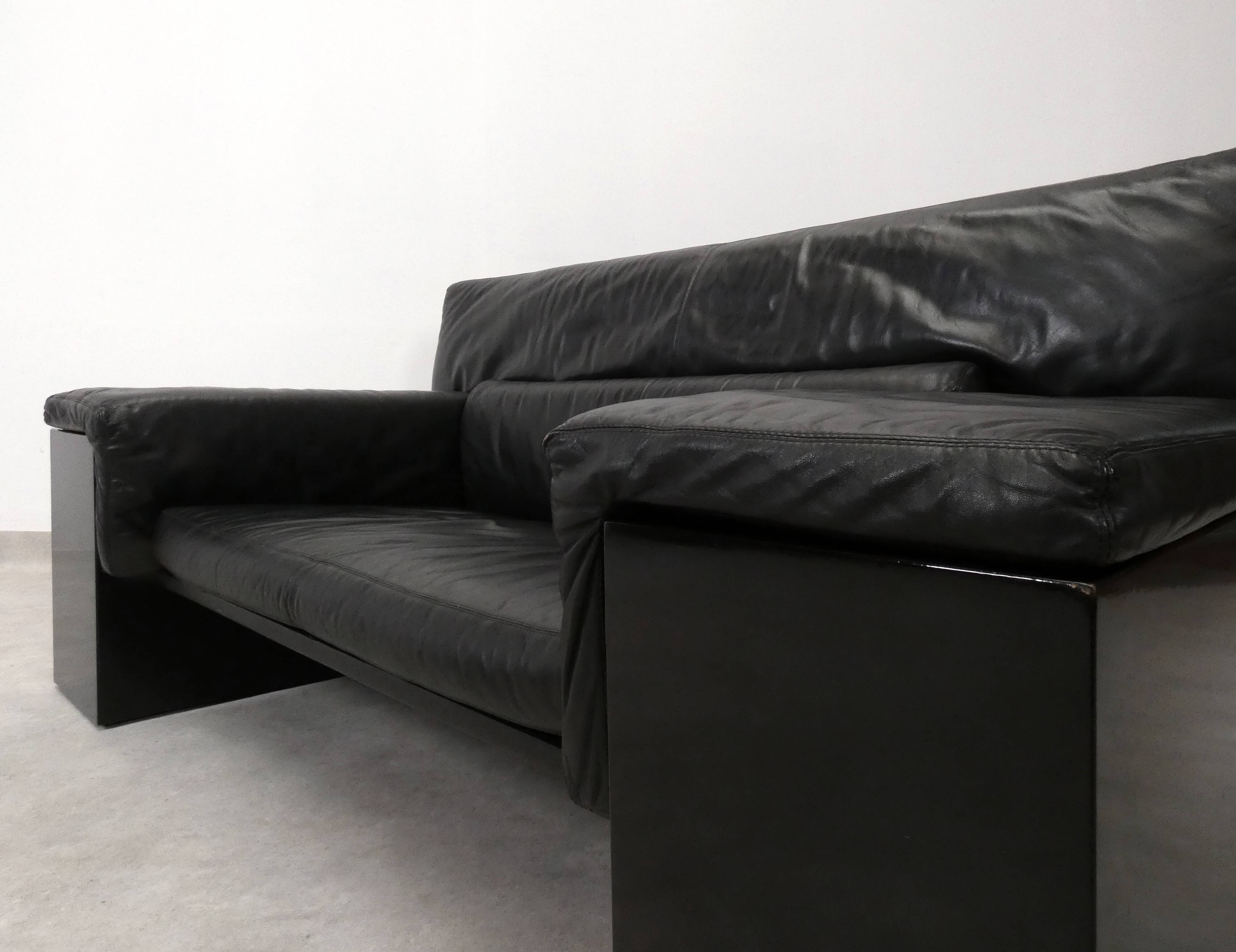 Brigadier loveseat - Cini Boeri for Gavina